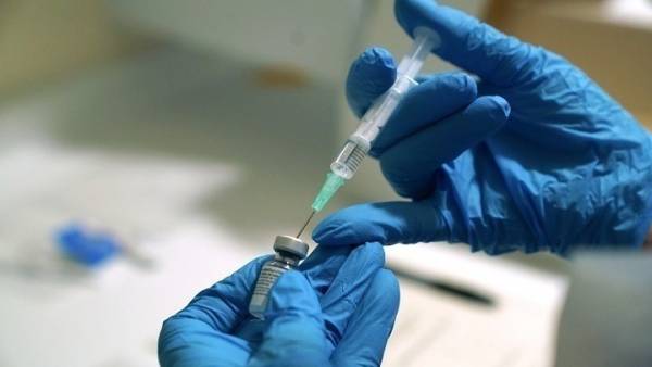 EMA: Το εμβόλιο της Johnson&amp;Johnson συνδέεται με άλλη μια σπάνια περίπτωση θρόμβωσης