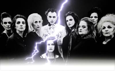 «Συν Ενα – Μιχάλης Τούμπουρος»: Πρεμιέρα της παράστασης “Η τελετή” στο Πνευματικό Κέντρο Καλαμάτας