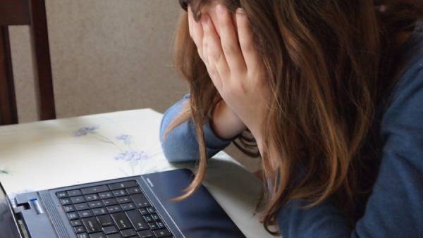 Συμβουλές για προστασία παιδιών από τη διαδικτυακή αποπλάνηση