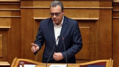 Φάμελλος: Η κυβέρνηση δεν εξυπηρετεί τα συμφέροντα της κοινωνίας αλλά των servicers