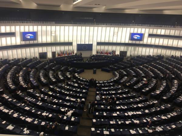 Ο Κ. Τσουτσοπλίδης στην “Ε”: «Η συνειδητοποιημένη ψήφος ζητούμενο των ευρωεκλογών»