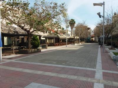 Μεσσήνη: Έκλεισαν οι καφετέριες - Περιορισμένη κίνηση στην πόλη (φωτογραφίες)