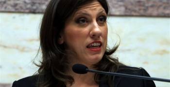 Υπαναχώρηση Κωνσταντοπούλου στην πρωτοβουλία για υιοθέτηση πρότασης της Χρυσής Αυγής