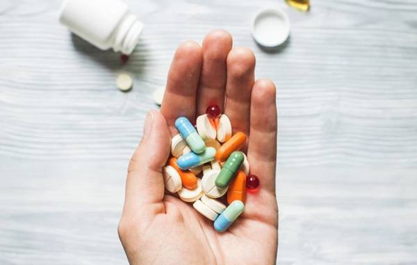 «Καμπανάκι» από τον ΠΟΥ για την υπερκατανάλωση αντιβιοτικών - «Μπορεί μέχρι το 2050 να πεθάνουν 10 εκατ. άνθρωποι»