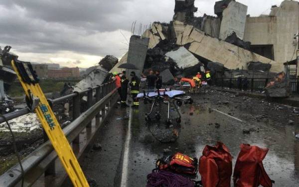 Τουλάχιστον 35 οι νεκροί από την κατάρρευση γέφυρας στη Γένοβα