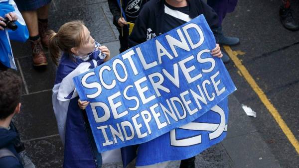Νέο δημοψήφισμα προτείνει η πρωθυπουργός της Σκωτίας για ανεξαρτησία