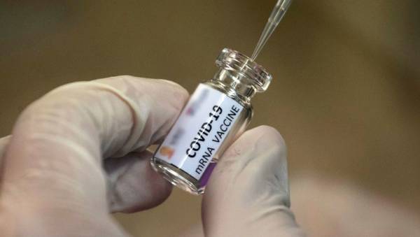 Γραβάνης: Στο επόμενο 20ήμερο θα έχουμε μέχρι και 10.000 κρούσματα κορονοϊού