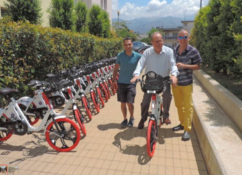 Από σήμερα τα ηλεκτρικά ποδήλατα στους δρόμους της Καλαμάτας