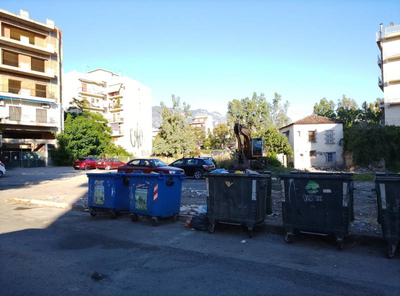 Τι γίνεται με την πλατεία Ελευθερίας;