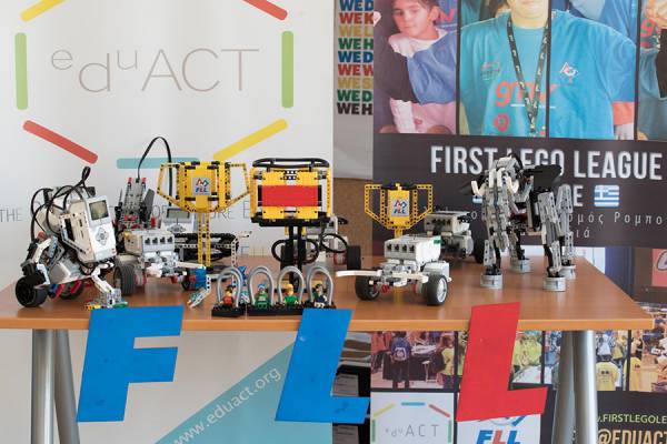 Διαγωνισμός εκπαιδευτικής ρομποτικής First Lego League στο Μουσείο Τεχνολογίας Noesis