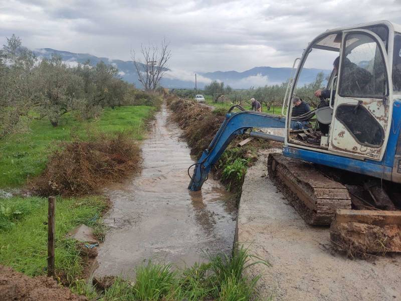 Μεσσηνία: Καθαρισμοί για αντιμετώπιση πλημμυρικών φαινομένων