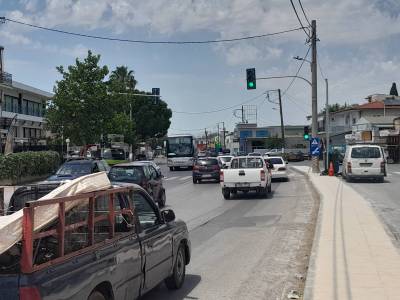 Καλαμάτα: Σε λειτουργία τα φανάρια στον ΟΑΕΔ στο Ασπρόχωμα (βίντεο+φωτογραφίες)