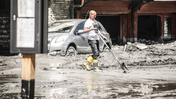 Σαρωτικές πλημμύρες σε Ιταλία και Τσεχία
