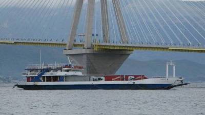 Κλειστή η πορθμειακή γραμμή Ρίου - Αντιρρίου λόγω ισχυρών ανέμων (βίντεο)