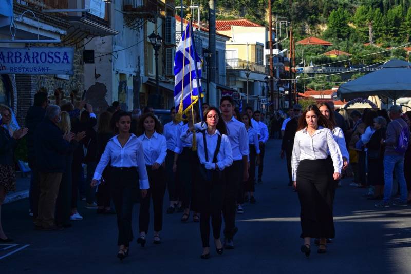 Ο εορτασμός της 28ης Οκτωβρίου στον Δήμο Πύλου - Νέστορος (φωτογραφίες)