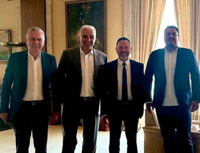 Συνάντηση Χιουρέα με Στουρνάρα