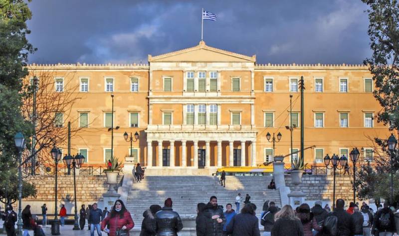 Προϋπολογισμός 2026: Ξεκινούν τα μέτρα ανακούφισης - Πώς ωφελούνται μεσαία τάξη και ευάλωτοι