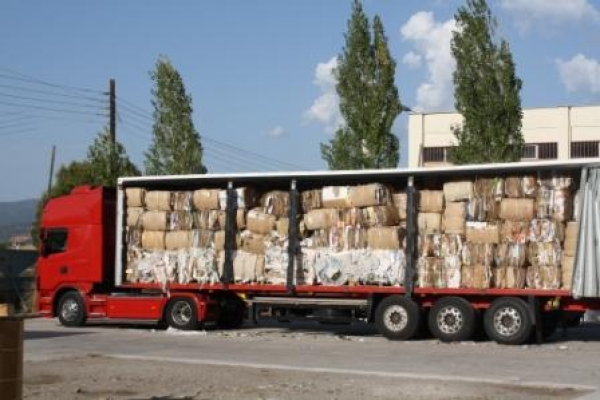20 τόνοι χαρτιού φορτώθηκαν σήμερα από τη Λακωνική Βιοενεργειακή Α.Ε.