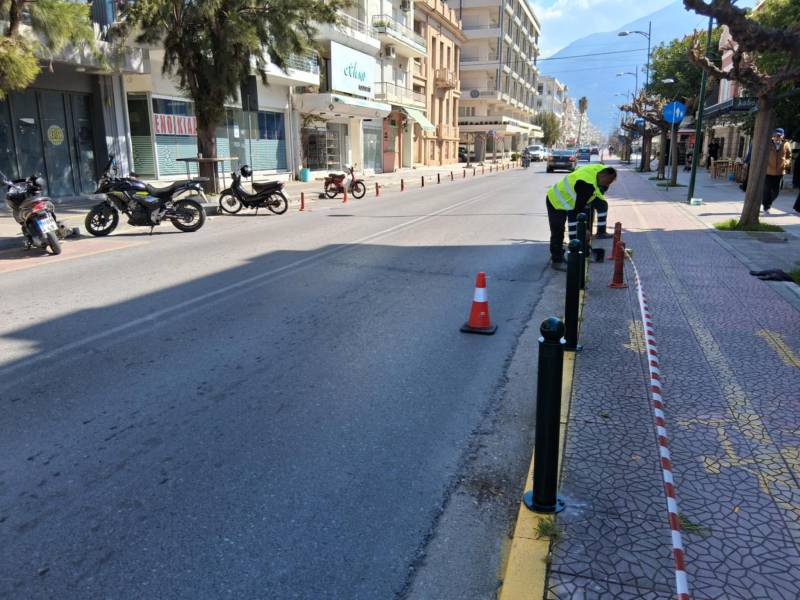 Εργασίες συντήρησης στη Ναυαρίνου - Αποκατάσταση ζημιών και φθορών