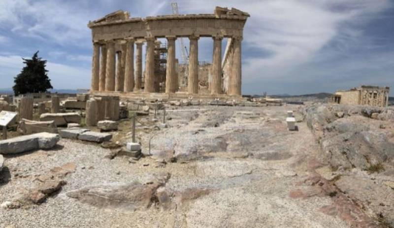 Ακρόπολη: Ολοκληρώνεται η προσβασιμότητα του αρχαιολογικού χώρου