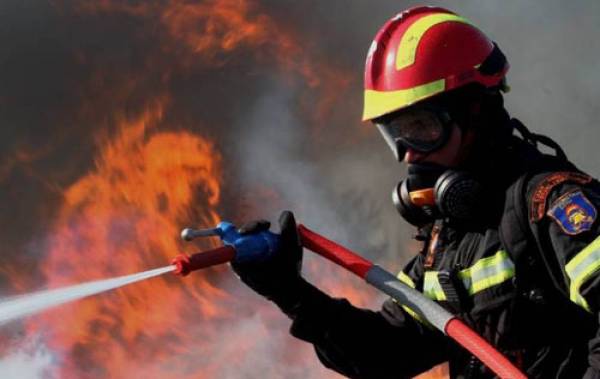 Τα αιτήματα των 5ετών υποστηρίζει η Ενωση Πυροσβεστικών Υπαλλήλων Πελοποννήσου.