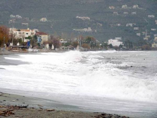 Λιμεναρχείο Καλαμάτας: Προειδοποίηση για θυελλώδεις ανέμους τις επόμενες ώρες