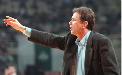 Πέθανε ο Γιάννης Ιωαννίδης