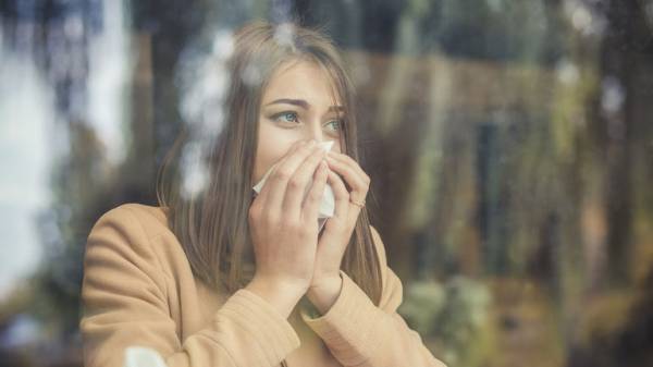 Έρευνα: Η γρίπη μπορεί να μεταδοθεί μόνο με την αναπνοή