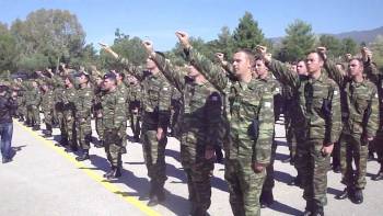 Ορκωμοσία νεοσυλλέκτων στο 9ο Σύνταγμα Πεζικού Καλαμάτας