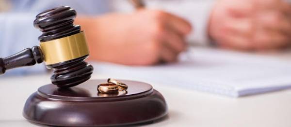 Ερχονται διαζύγια «εξπρές» -Τι προβλέπει το νέο νομοσχέδιο