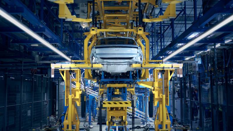 Η Ford επαναπροσέλαβε μηχανικούς που είχε αντικαταστήσει με Τεχνητή Νοημοσύνη