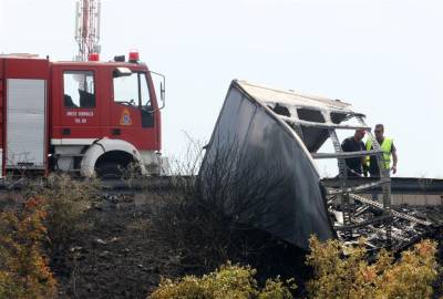 Τραγωδία στην Εγνατία με 3 νεκρούς: Γυρνούσαν από γάμο οι επιβάτες των δυο ΙΧ (βίντεο)