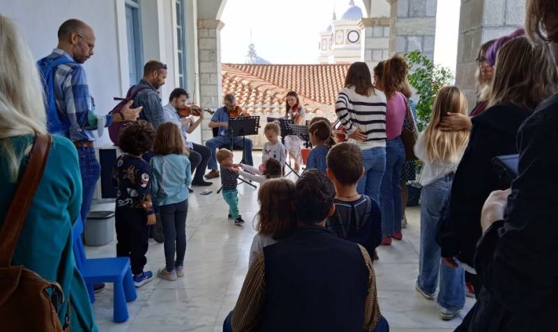 Το Δημοτικό Ωδείο Καλαμάτας άνοιξε τις πόρτες του
