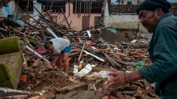 Πλημμύρες στη Βραζιλία: Ο Μπολσονάρου αρνείται βοήθεια από Αργεντινή