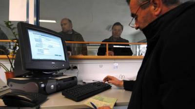 "Έπεσε" το μηχανογραφικό σύστημα του υπουργείου Μεταφορών