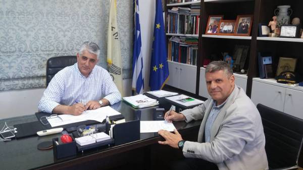 Υπογραφή σύμβασης για τη διαχείριση απορριμμάτων του Δήμου Πύλου - Νέστορος