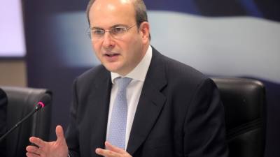 Χατζηδάκης: &quot;Η Ελλάδα μπαίνει σε μια γυάλα μέχρι το 2021&quot;