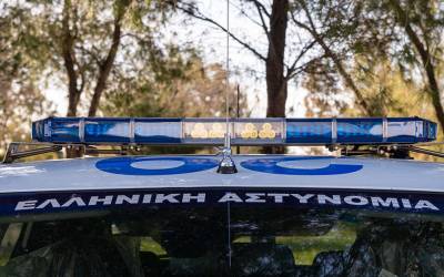 Συνελήφθη 38χρονος αλλοδαπός με την κατηγορία ότι προσπάθησε να βιάσει 33χρονη στην Ακρόπολη