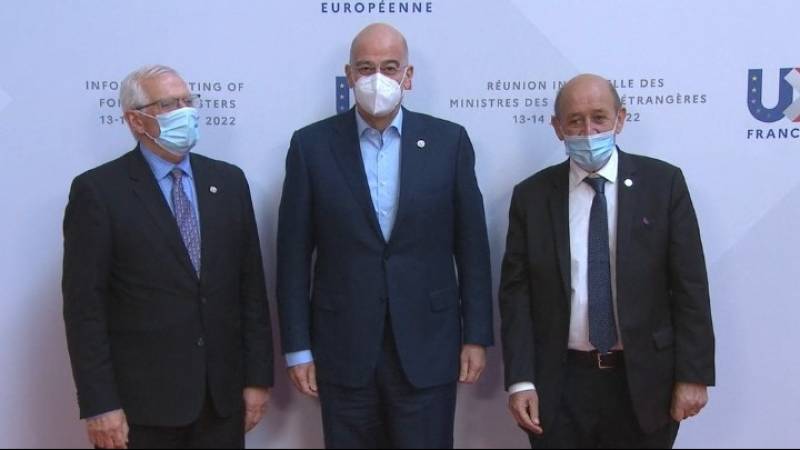 Δένδιας: Η ΕΕ πρέπει να αντιμετωπίσει τις απειλές στην Αν. Μεσόγειο