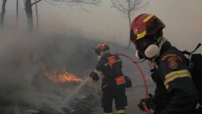 Χωρίς ενεργό μέτωπο οι πυρκαγιές σε Σταμάτα και Κερατέα - Σε εξέλιξη πυρκαγιές σε Ζάκυνθο και Δίστομο