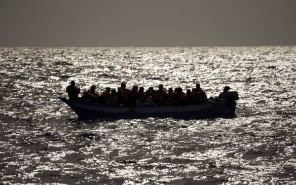 Πέντε βάρκες με 250 άτομα έφτασαν στη Λέσβο