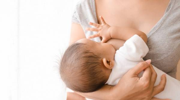 Ο θηλασμός μπορεί να μειώσει τον κίνδυνο εμφράγματος ή εγκεφαλικού της μητέρας