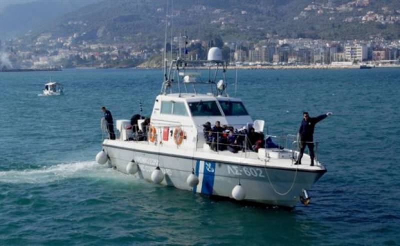 Ζάκυνθος: Σκάφος με 29 πρόσφυγες προσάραξε στο Ληξούρι