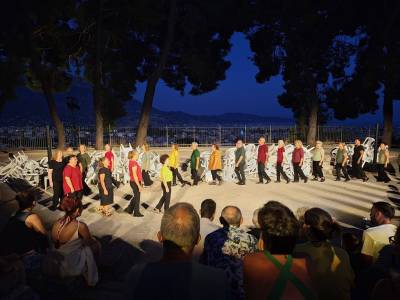 Κατάμεστο το Κάστρο Καλαμάτας για τις “Φωνές”