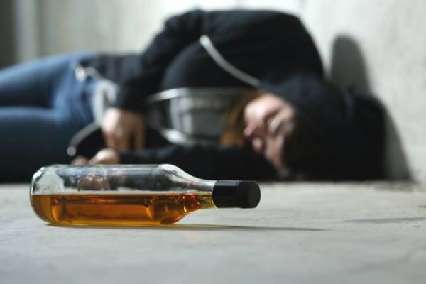 Από υπερβολική ποσότητα αλκοόλ πέθανε η 14χρονη στη Σαντορίνη