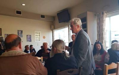 Σε τοπικές κοινότητες ο Βασίλης Τζαμουράνης