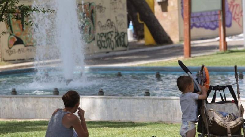 Άστατος καιρός σήμερα σε αρκετές περιοχές - Ανεβαίνει η θερμοκρασία από Δευτέρα