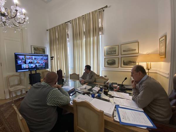 Περιφέρεια Πελοποννήσου: Περιορίζεται η συμμετοχή αιρετών στις εκθέσεις