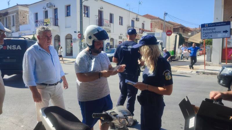Ενημερωτική καμπάνια για κράνος στην Κυπαρισσία