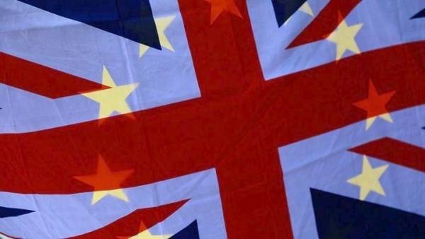Ευρωπαϊκό Δικαστήριο: Η Βρετανία μπορεί να σταματήσει μονομερώς τη διαδικασία του Brexit